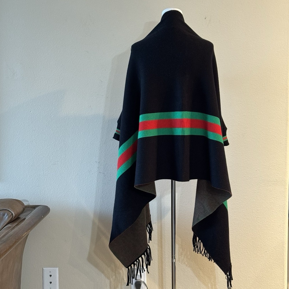 Black Knit Poncho Womens One Size Red Green Stripe Fringe Ruana Open Front Cape